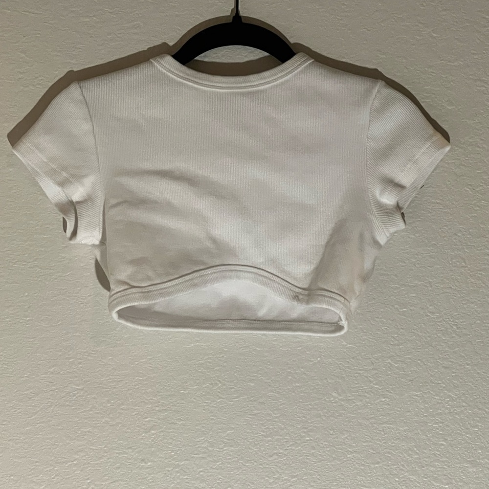 Ribbed cropped top tee
